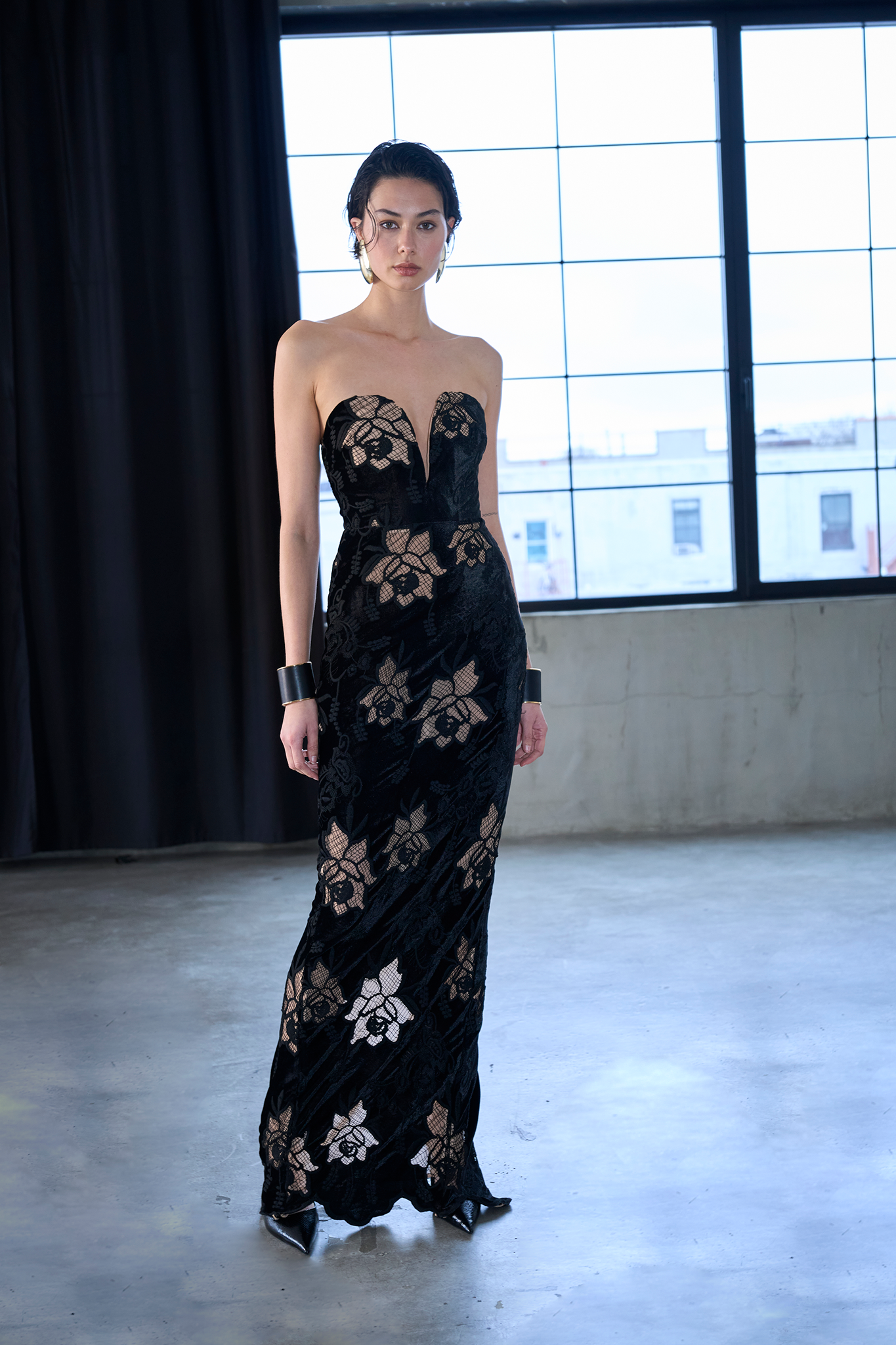 SAU LEE Viola Velvet Gown - Black / 00