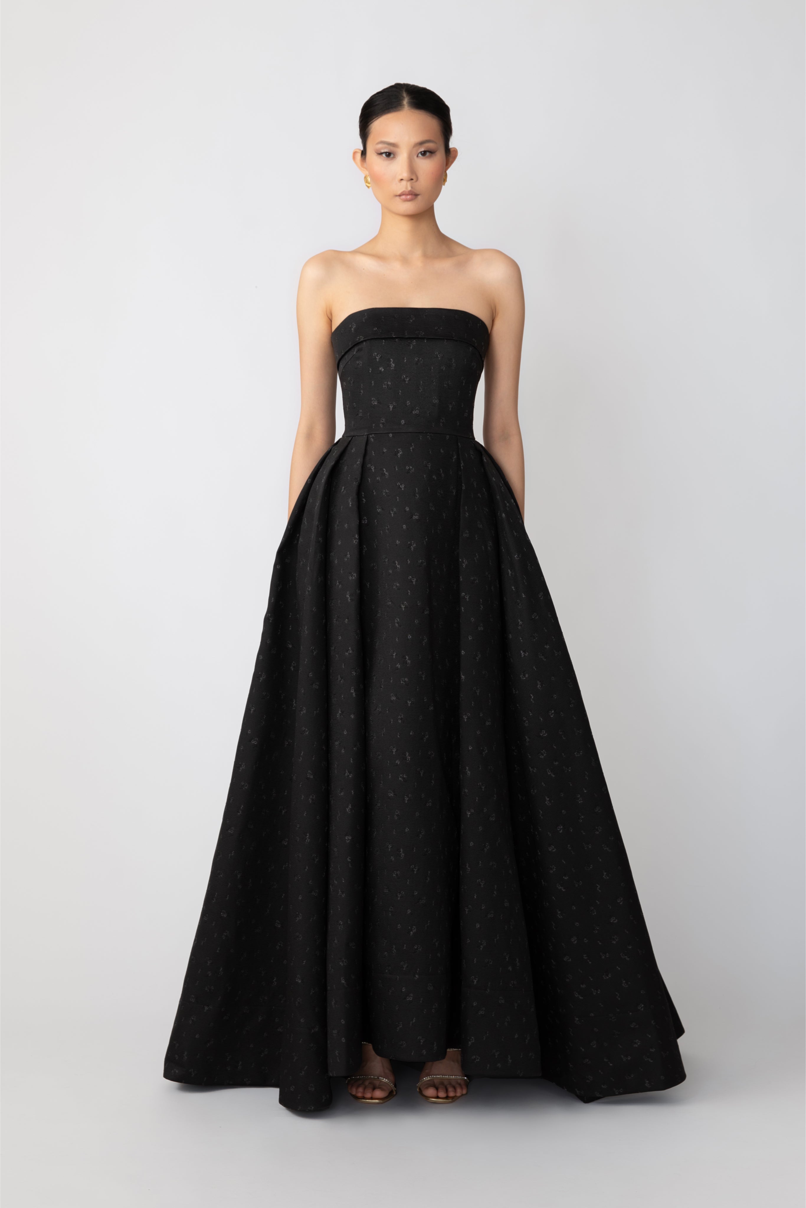 SAU Lee Jordan Jacquard Gown Black 8